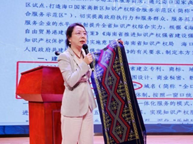 中国传媒大学创新实践激活文化生命力瓦力娱乐棋牌青春赋能非遗传承！看(图1)